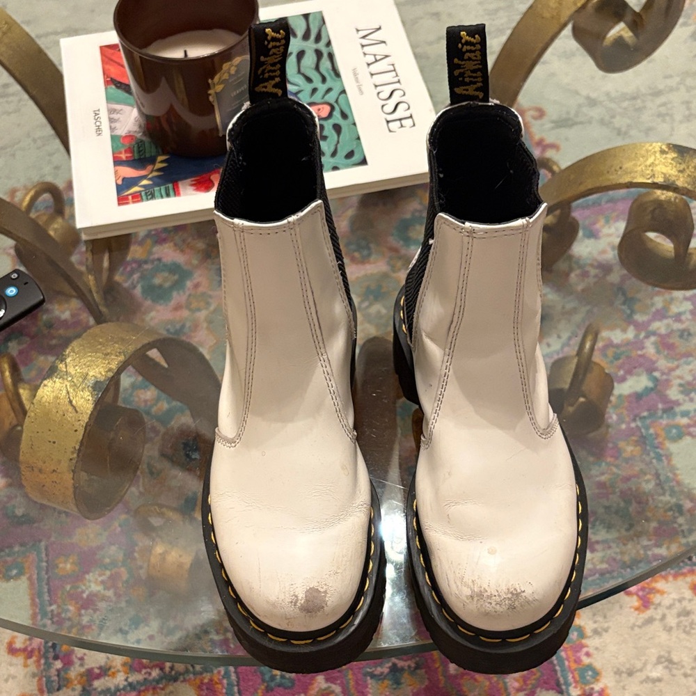 Doc Marten Chelsea Boot